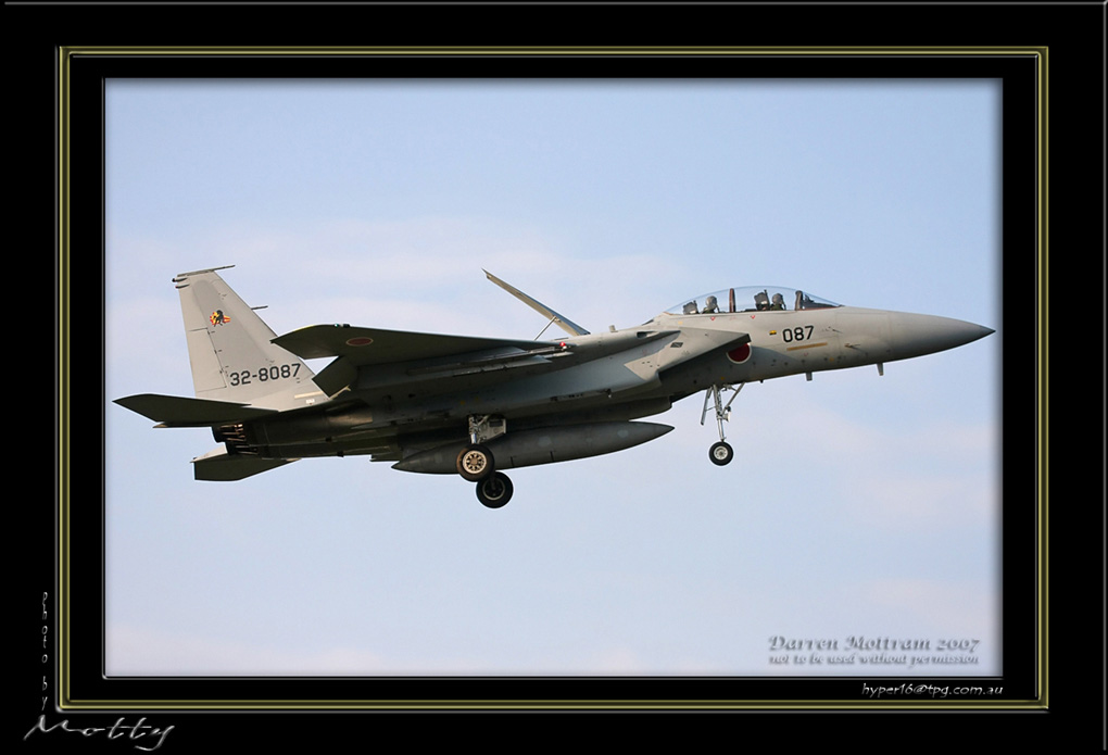 Mottys-F-15-087_2007_10_03_2206-LR-web