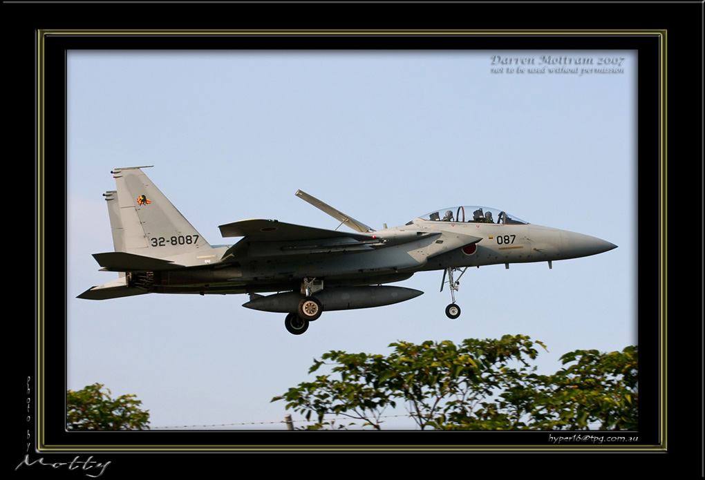 Mottys-F-15-087_2007_10_03_2230-LR-web