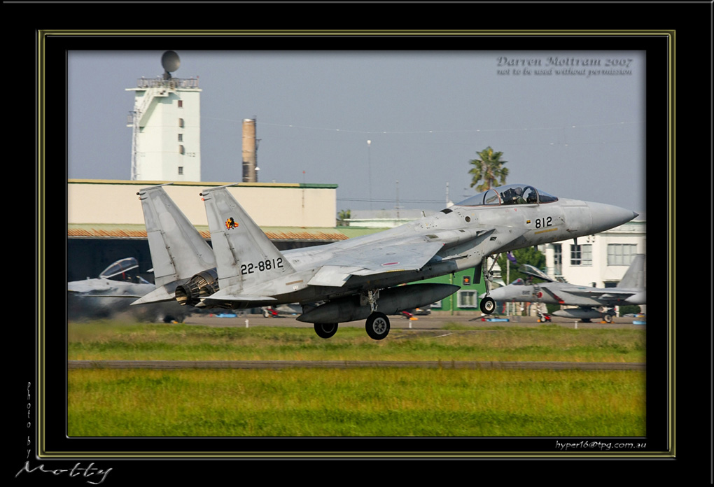 Mottys-F-15-812_2007_10_03_1885-LR-web