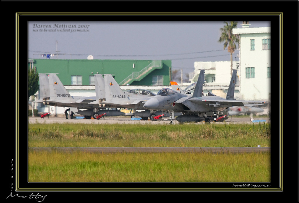 Mottys-F-15-866_2007_10_03_1816-LR-web