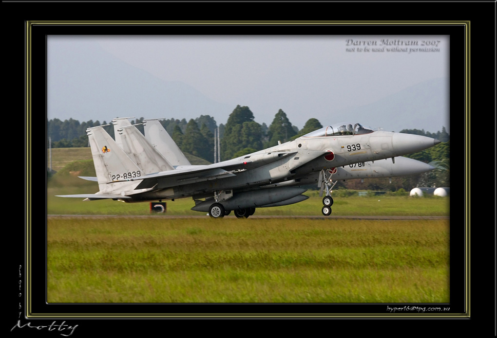 Mottys-F-15-939_2007_10_03_1827-LR-web