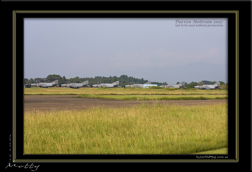 Mottys-F-4EJ-various_2007_10_04_2360-LR-web