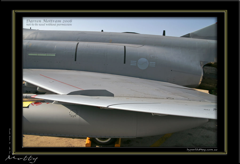 Mottys-ROKAF-F-4E-Details-16_2007_10_07_1291-LR-1