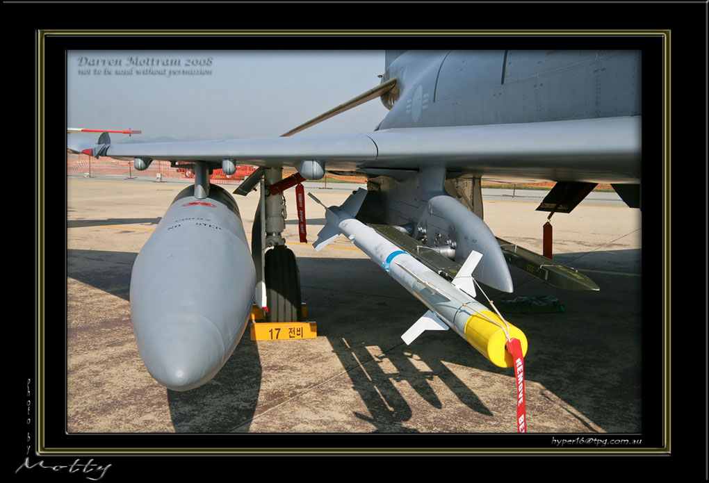 Mottys-ROKAF-F-4E-Details-52_2007_10_07_1310-LR-1