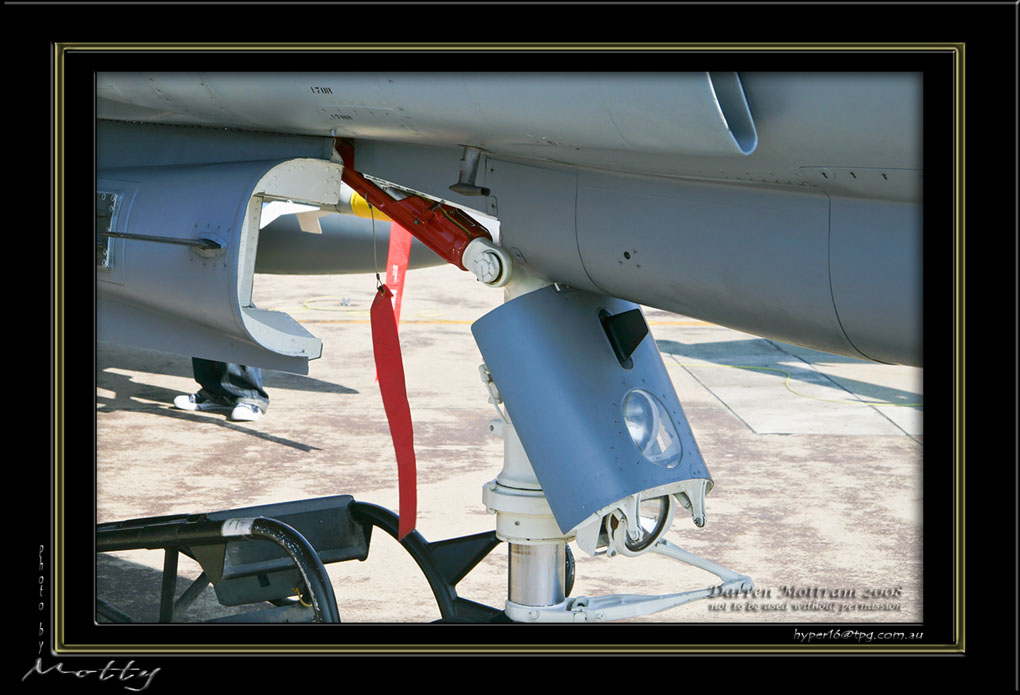 Mottys-ROKAF-F-4E-Details-59_2007_10_07_1309-LR-1