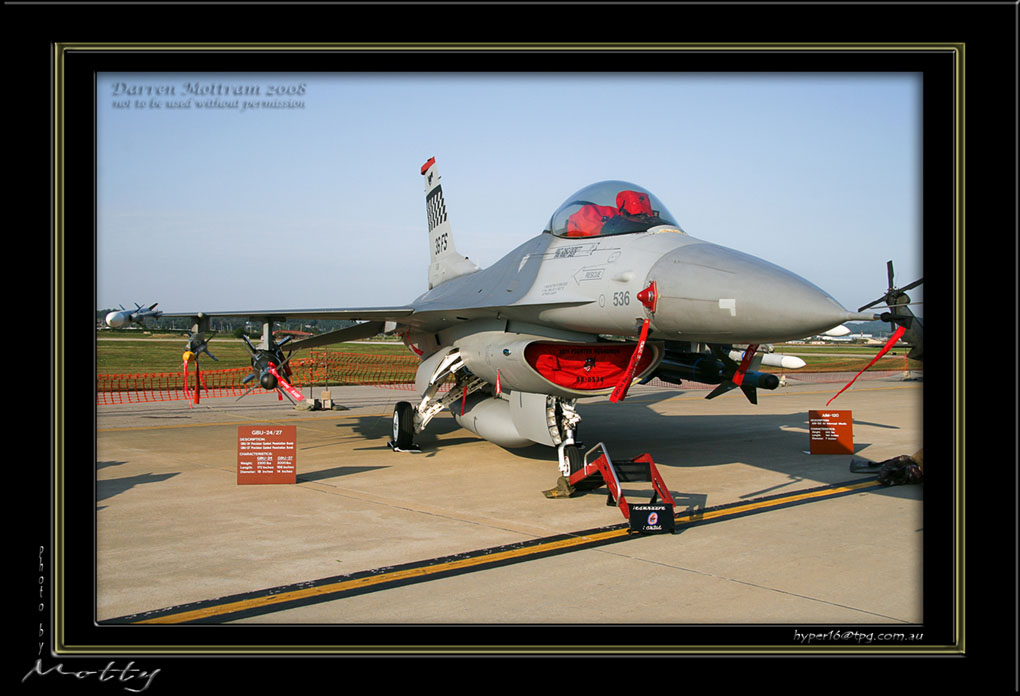 Mottys-OS-F-16C-0536-06_2007_10_06_1964-LR