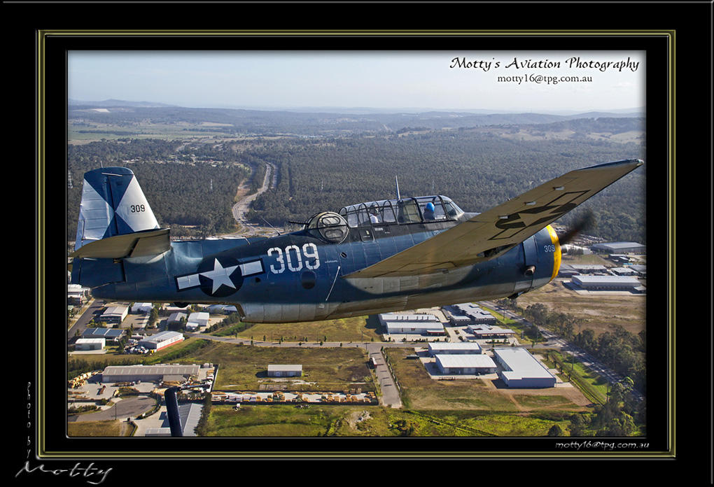 Mottys-Photo_2009_12_13_8577-LR-001