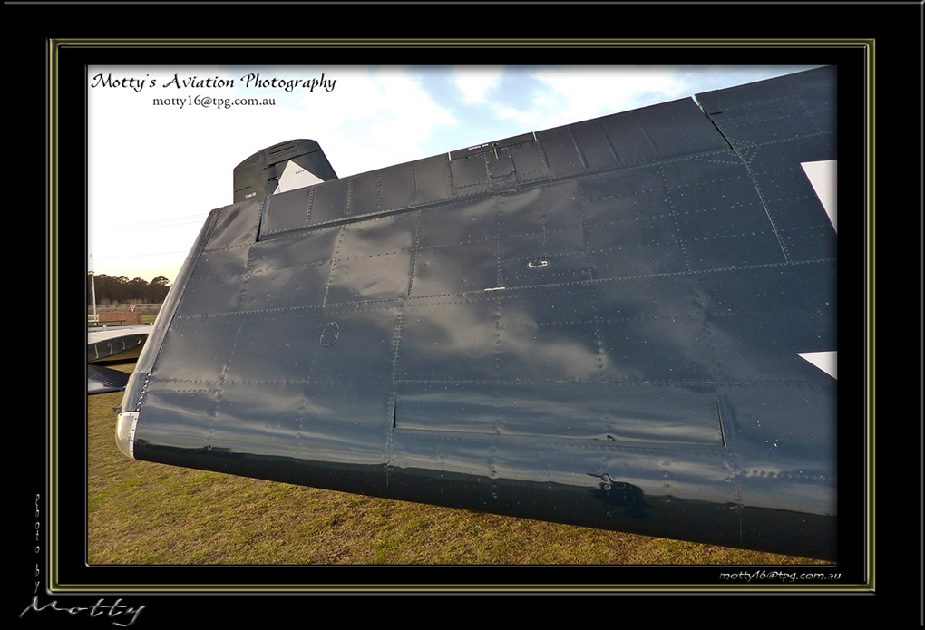 Mottys-Avenger-RW-0155-VH-MML-2009_08_25_064911-LR