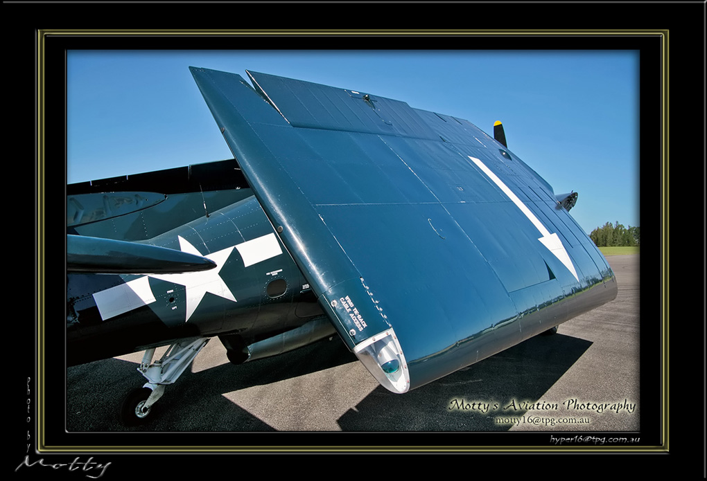 Mottys-Avenger-RW-0171-VH-MML-2009-04-17_8320-LR-1-001