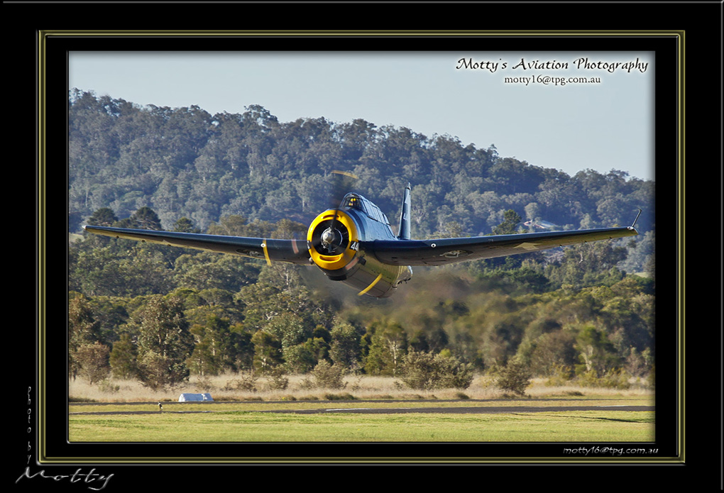 Mottys-Avenger-VH-MML_2009_08_23_0968-LR-001