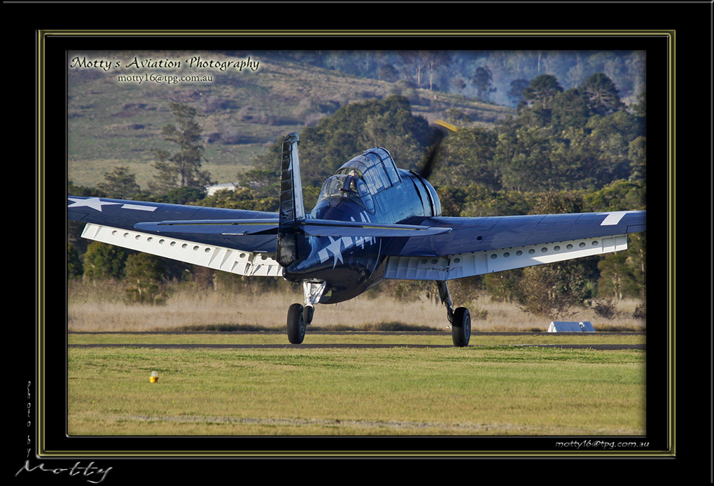 Mottys-Avenger-VH-MML_2009_08_23_1043-LR-001