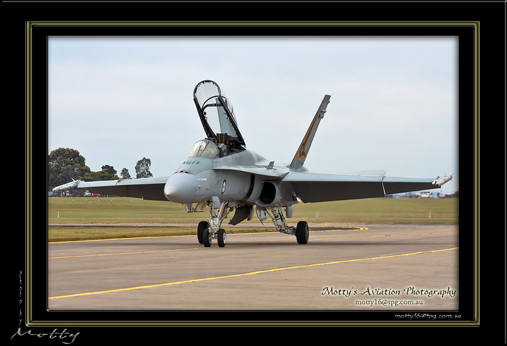 Mottys-Hornet-A21-111-2008_10_26_2181-LR-1-001