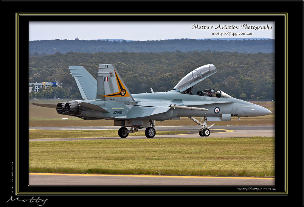 Mottys-Hornet-A21-111-2008_10_26_2194-LR-1-001