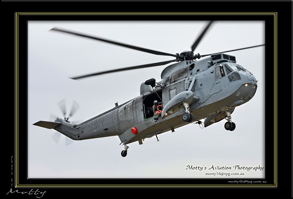 Mottys-Seaking-N16-114-2008_10_26_1746-LR-001